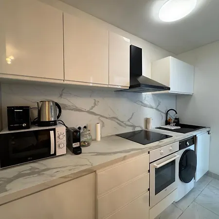 Moderne Avec Veranda - Centre *